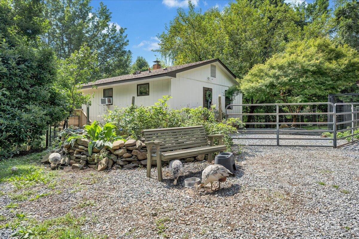 5020 Grove Hill Road Fincastle, VA 24090 - Photo 39 of 96 040-MIB07113