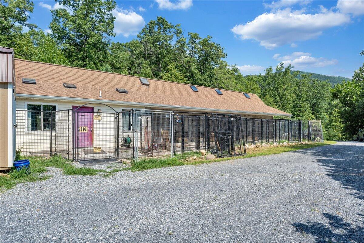 5020 Grove Hill Road Fincastle, VA 24090 - Photo 48 of 96 055-MIB07170