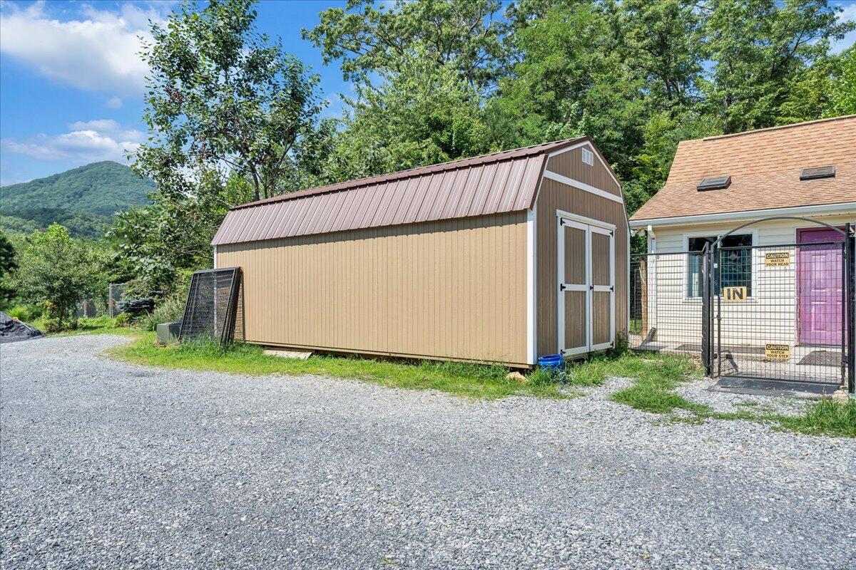 5020 Grove Hill Road Fincastle, VA 24090 - Photo 60 of 96 067-MIB07206