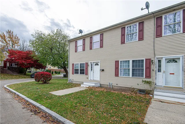 $299,000 | 11 Newcomb Street, Unit A, Providence, RI 02908