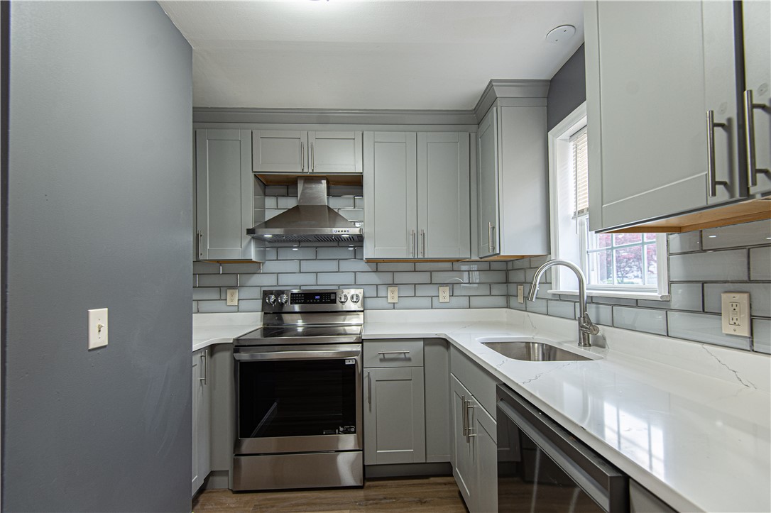 11 Newcomb Street, Unit A Providence, RI 02908 - Photo 7 of 30