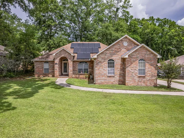 $379,900 | 5786 Countryside Drive, Tallahassee, FL 32317