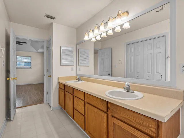 $379,900 | 5786 Countryside Drive, Tallahassee, FL 32317