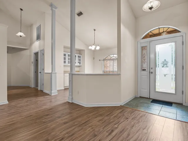 $379,900 | 5786 Countryside Drive, Tallahassee, FL 32317