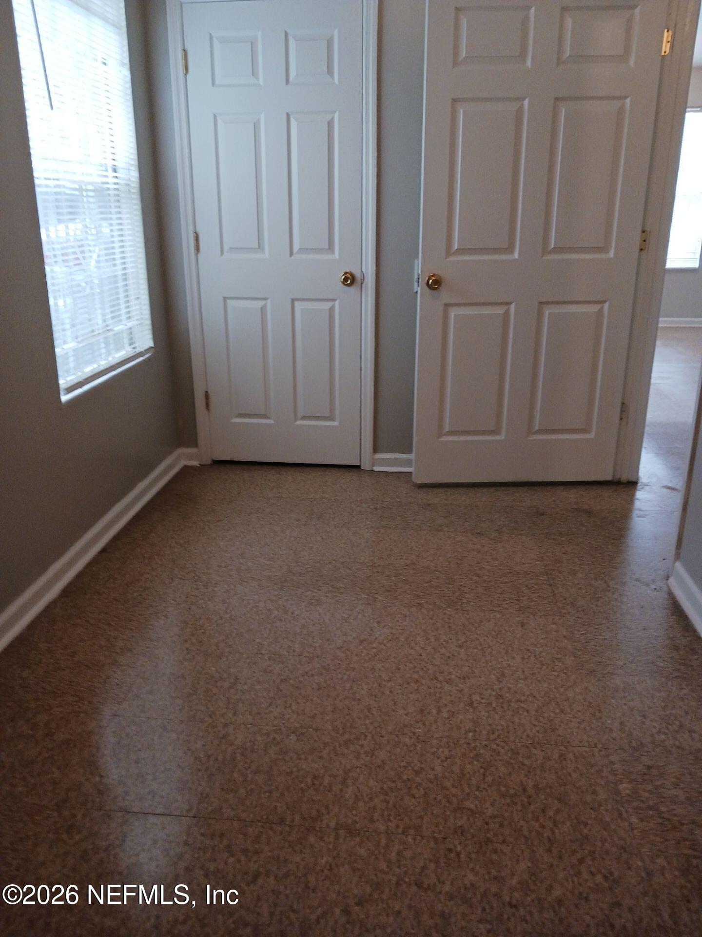 2113 Morehouse Road Jacksonville, FL 32209 - Photo 7 of 14 6-Jan 24, 2026 15-07-29-H2Yc