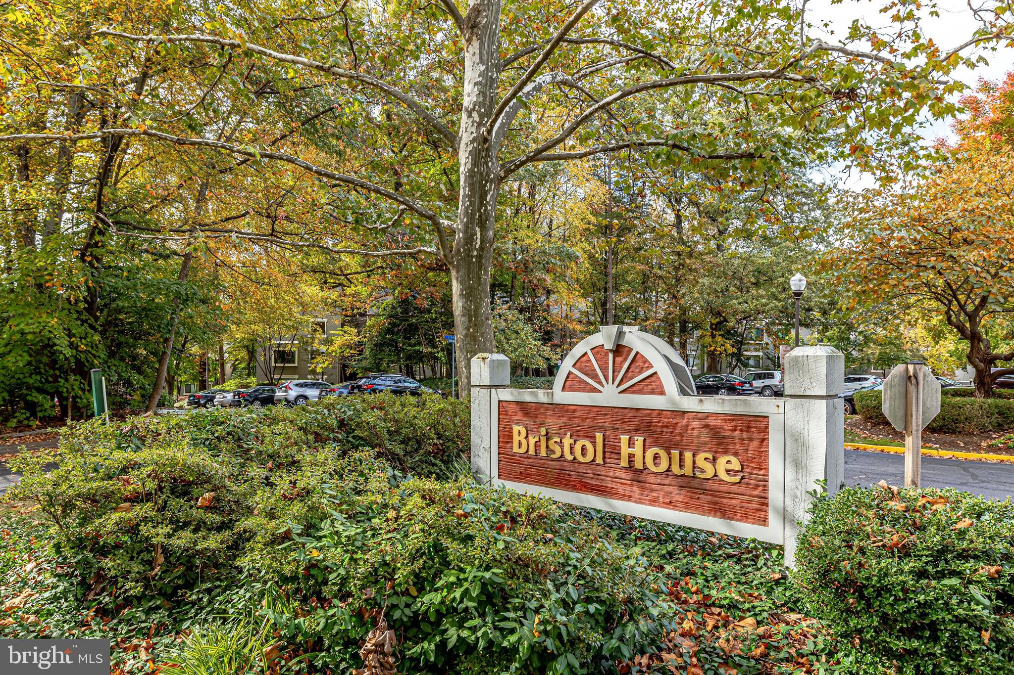 2229 Lovedale Lane, Unit G Reston, VA 20191 - Photo 32 of 38 a view of outdoor space with signage and flags