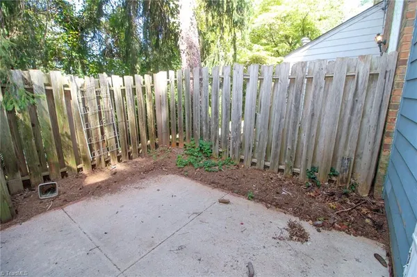 $115,000 | 2831 Tully Square, Winston-Salem, NC 27106