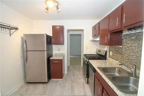 $115,000 | 2831 Tully Square, Winston-Salem, NC 27106