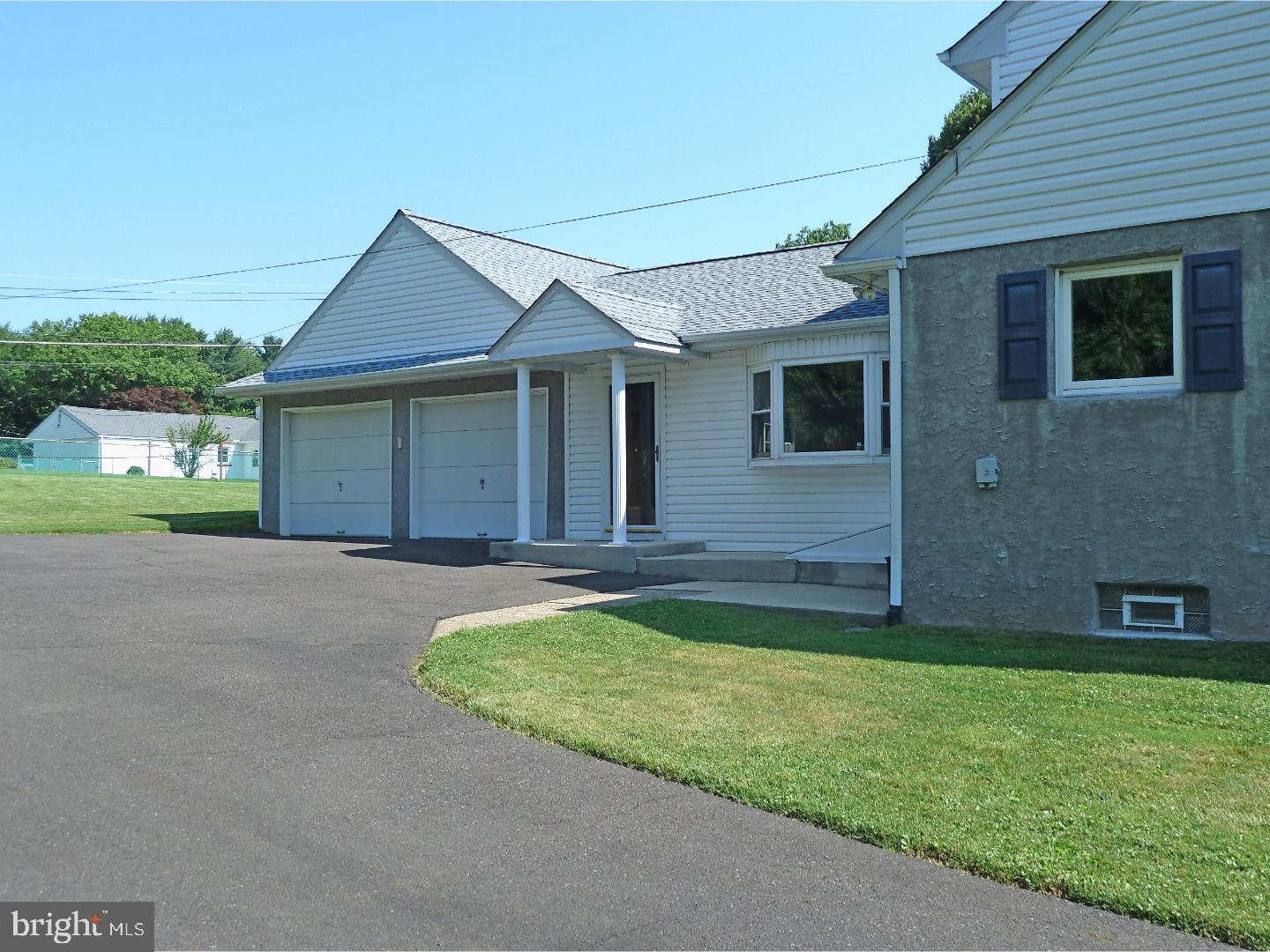 60 Elfreth Road Huntingdon Valley, PA 19006 - Photo 21 of 24 Exterior Side