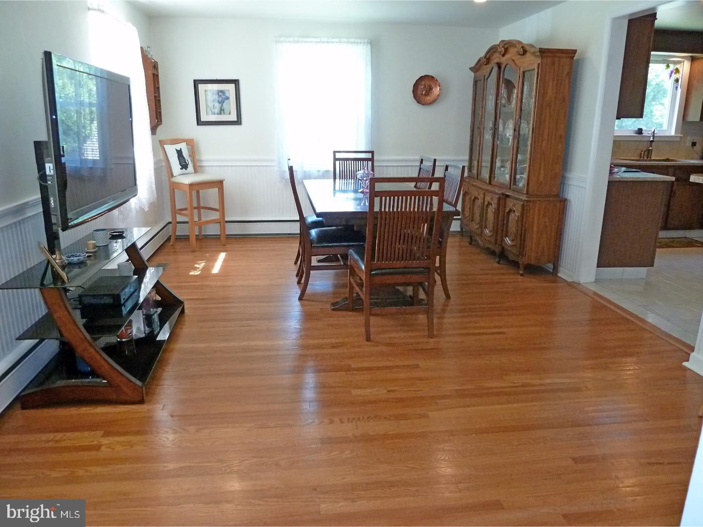 60 Elfreth Road Huntingdon Valley, PA 19006 - Photo 5 of 24 Dining Room