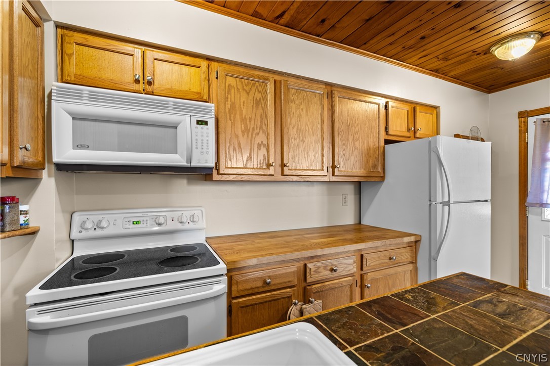 721 North James Street Rome, NY 13440 - Photo 27 of 50
