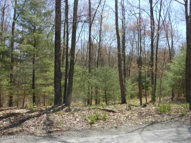 1096 Milford Road Dingmans Ferry, PA 18328 - Photo 5 of 7