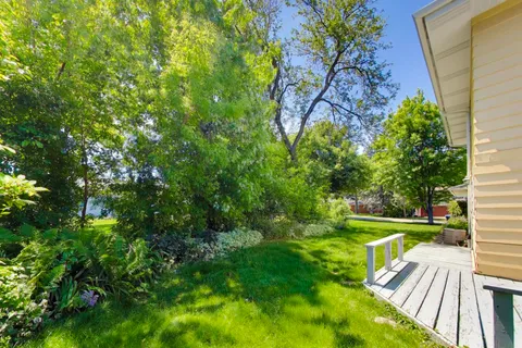 $599,500 | 245 Ann Street, Clarendon Hills, IL 60514