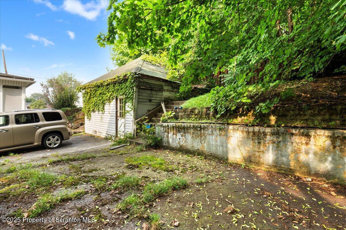 926 Main Street Avoca, PA 18641 - Photo 8 of 42 Garage:Property Rear