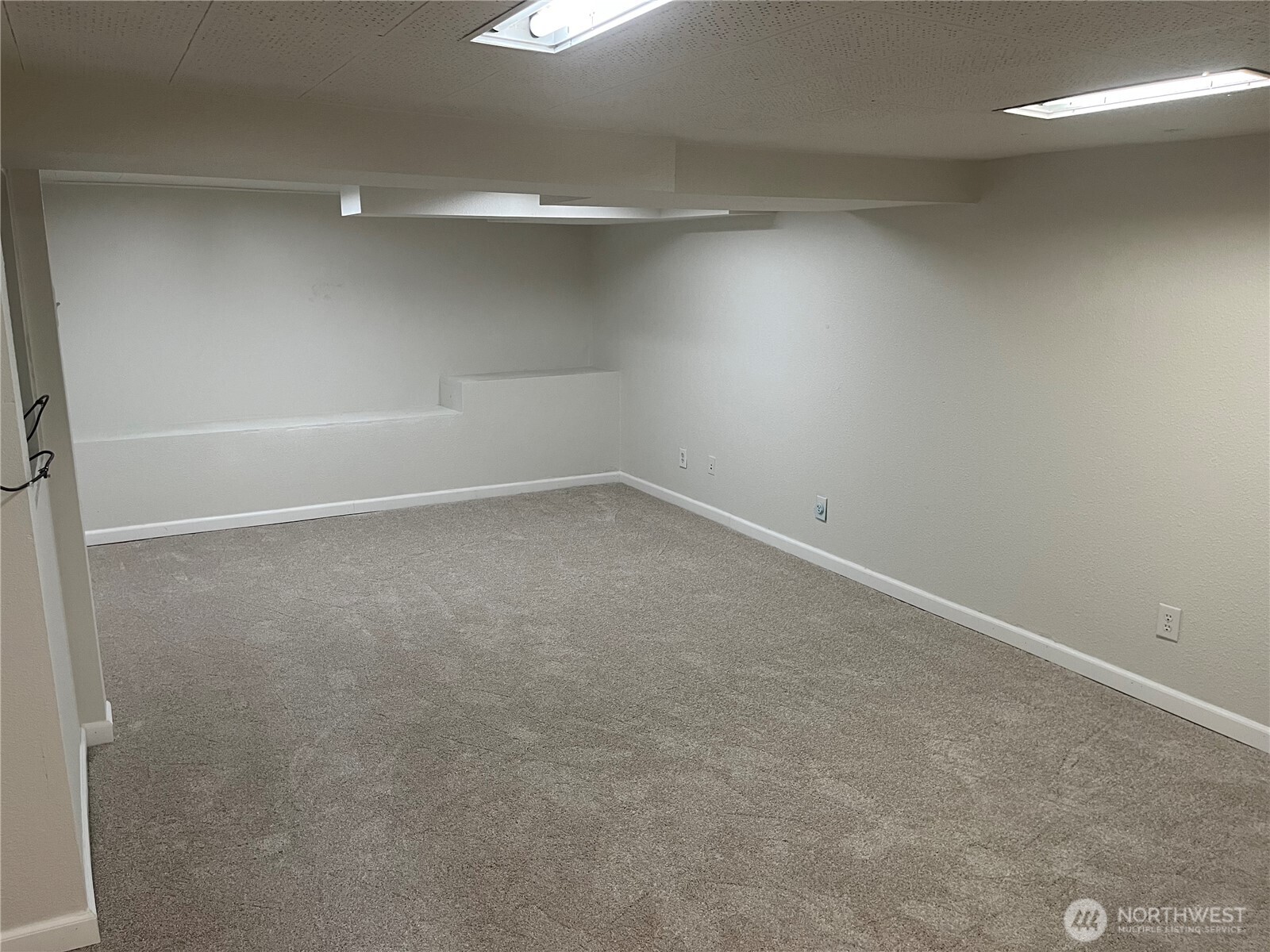 2309 Northeast 9th Place Renton, WA 98056 - Photo 15 of 38 a view of an empty room