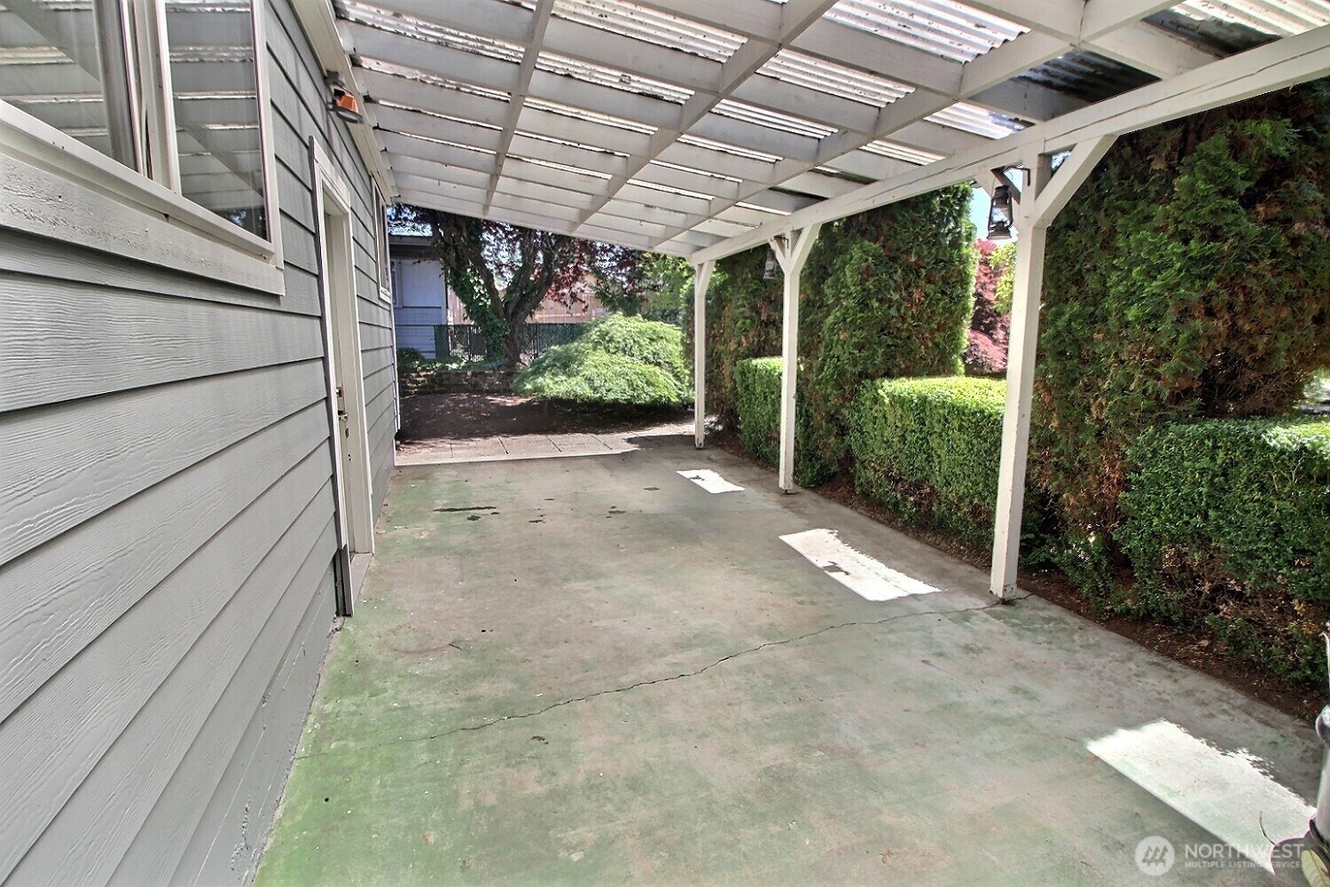 2309 Northeast 9th Place Renton, WA 98056 - Photo 25 of 38