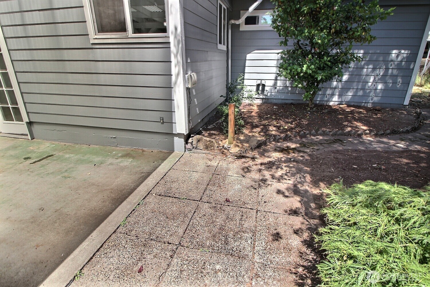 2309 Northeast 9th Place Renton, WA 98056 - Photo 38 of 38 a view of a house with a yard