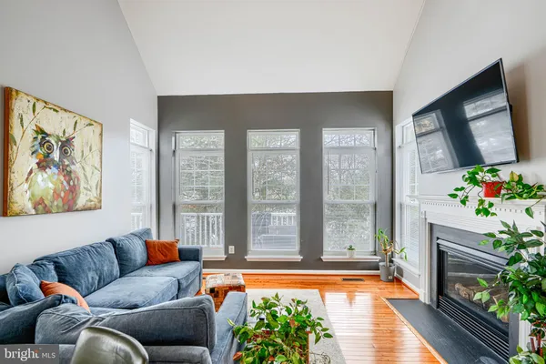 $524,900 | 18 Dinaden Circle, Pikesville, MD 21208