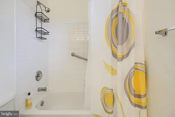$524,900 | 18 Dinaden Circle, Pikesville, MD 21208
