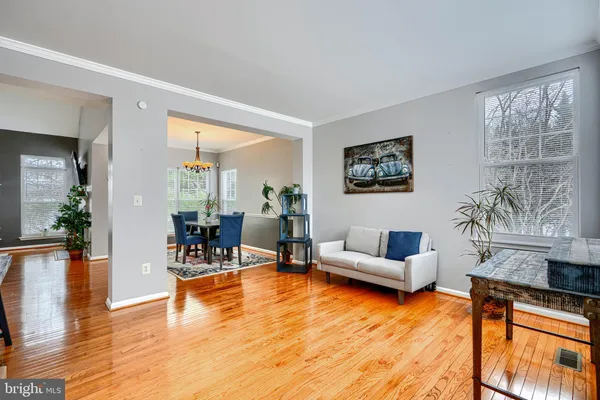 $524,900 | 18 Dinaden Circle, Pikesville, MD 21208