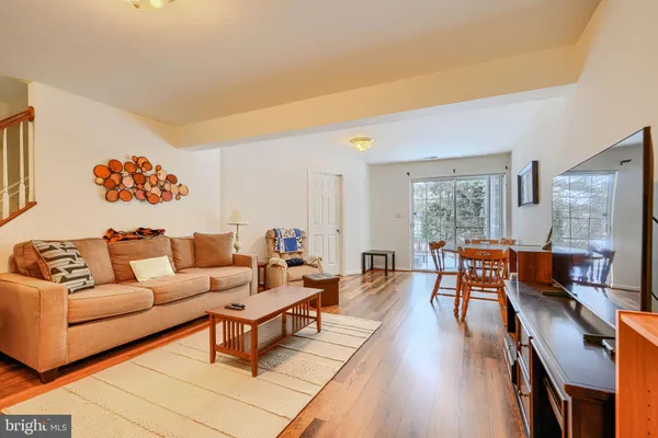 $524,900 | 18 Dinaden Circle, Pikesville, MD 21208