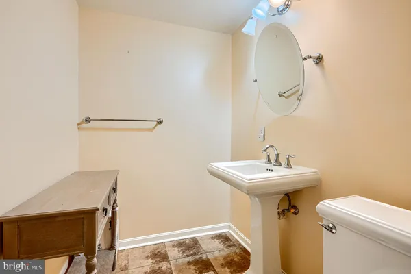 $524,900 | 18 Dinaden Circle, Pikesville, MD 21208