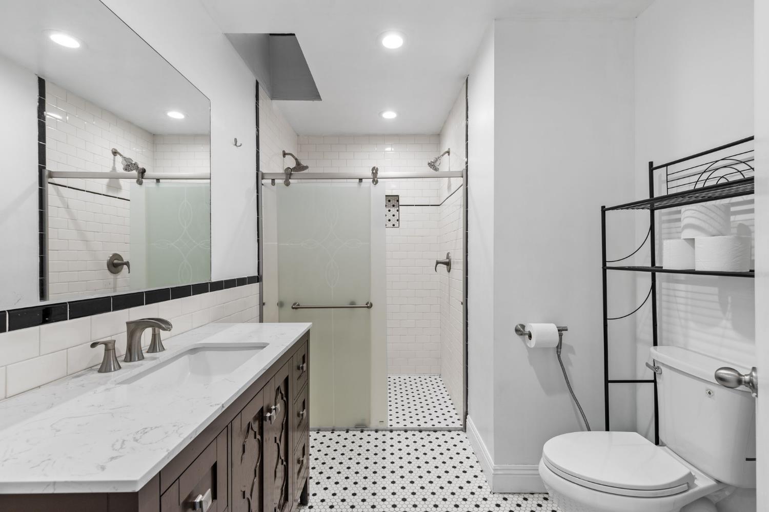 5108 Laurelview Avenue Carmichael, CA 95608 - Photo 28 of 36