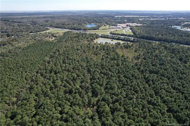 $295,000 | 0 North Frontage Road, Jennings, LA 70546