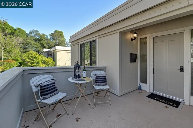 $359,000 | 1708 Oakmont Drive, Unit 1, Walnut Creek, CA 94595
