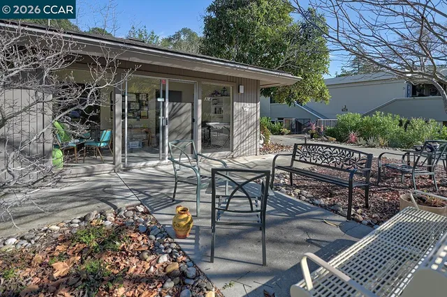 $359,000 | 1708 Oakmont Drive, Unit 1, Walnut Creek, CA 94595