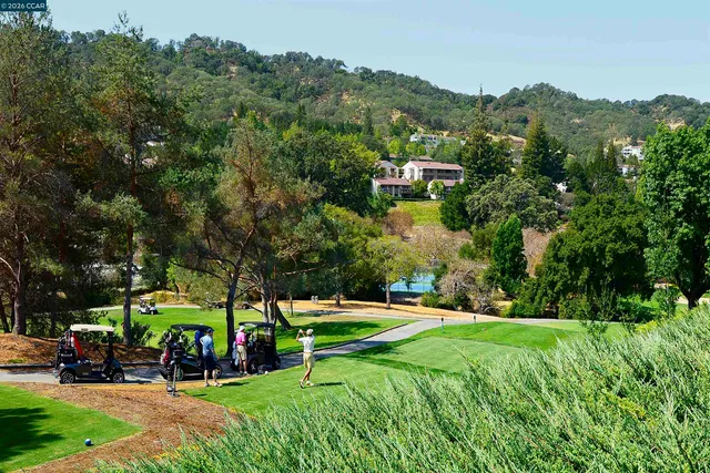 $359,000 | 1708 Oakmont Drive, Unit 1, Walnut Creek, CA 94595