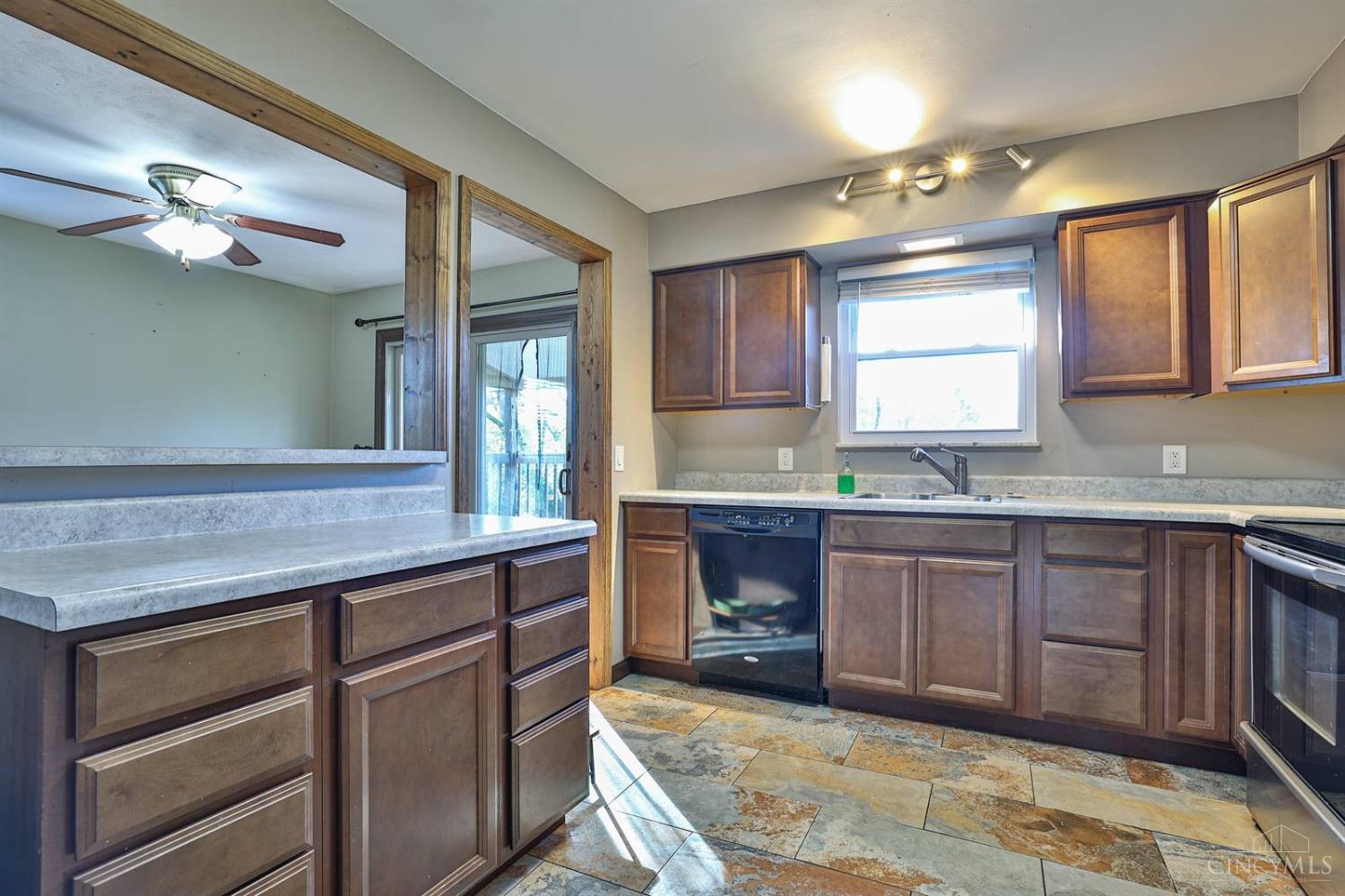 9349 West Road Cleves, OH 45002 - Photo 10 of 27 Gallery Image 10