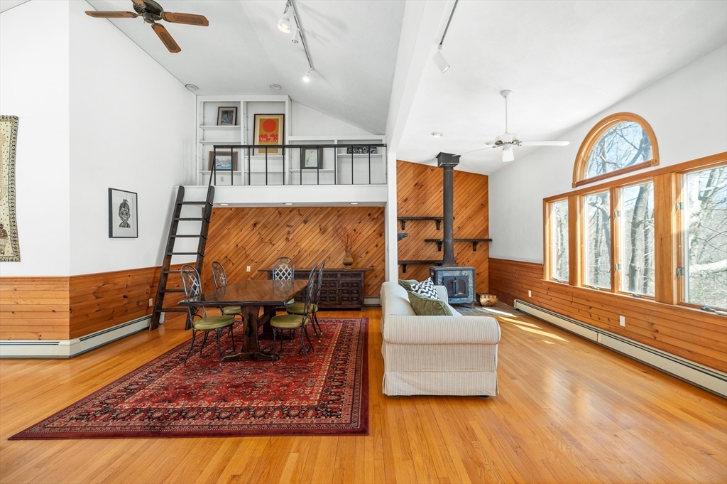 45-43 Englewood Road Gloucester, MA 01930 - Photo 12 of 37