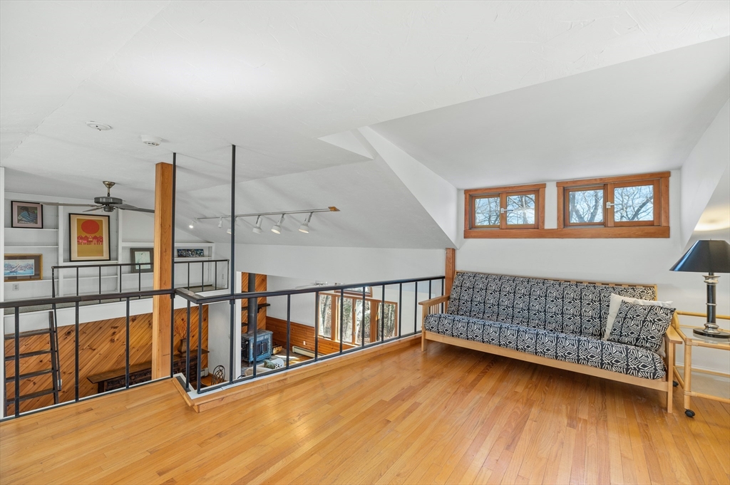 45-43 Englewood Road Gloucester, MA 01930 - Photo 14 of 37