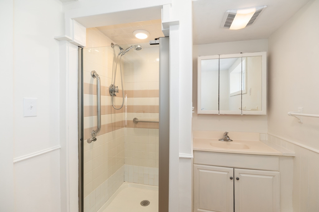 45-43 Englewood Road Gloucester, MA 01930 - Photo 26 of 37