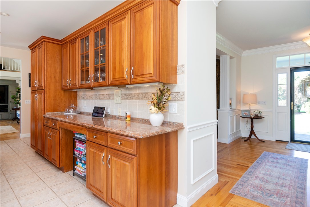 50 Crest Drive Cranston, RI 02921 - Photo 12 of 50