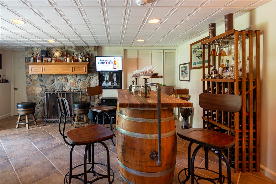 50 Crest Drive Cranston, RI 02921 - Photo 34 of 50