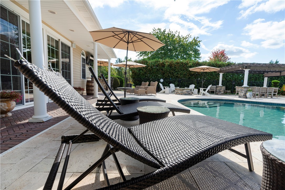 50 Crest Drive Cranston, RI 02921 - Photo 43 of 50