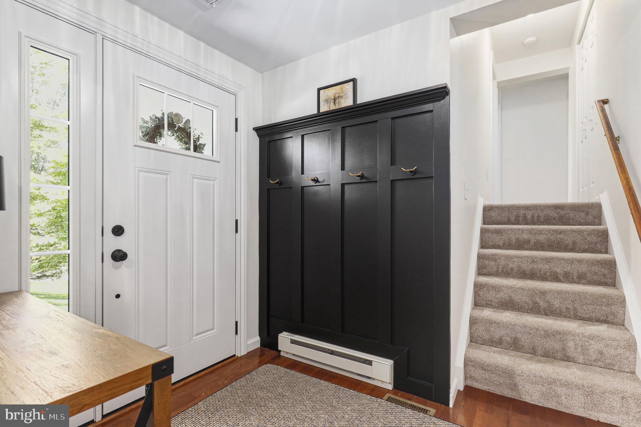 6336 Boyers Mill Road New Market, MD 21774 - Photo 5 of 49 a view of an entryway with wooden floor