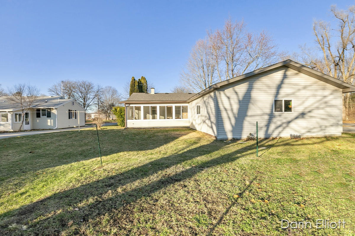 847 Harrison Street Belding, MI 48809 - Photo 26 of 28 IMG_1024