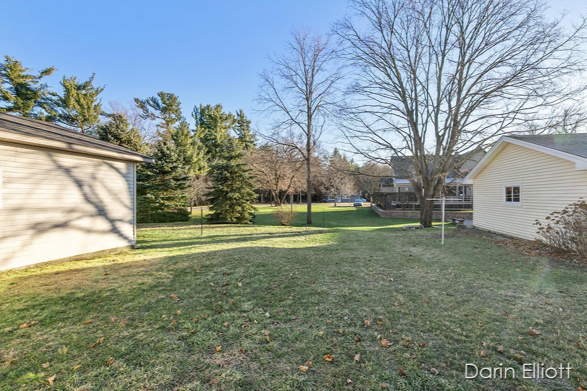 847 Harrison Street Belding, MI 48809 - Photo 28 of 28 IMG_1027