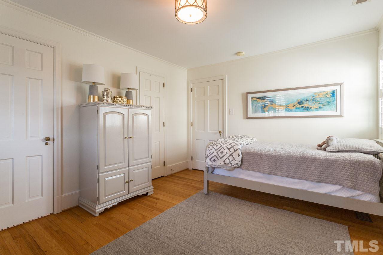 1431 Canterbury Road Raleigh, NC 27608 - Photo 14 of 19