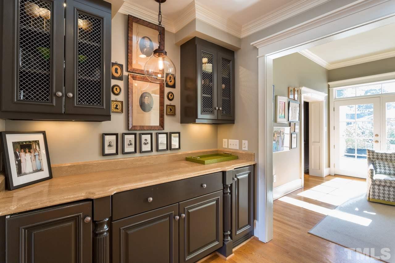 1431 Canterbury Road Raleigh, NC 27608 - Photo 8 of 19