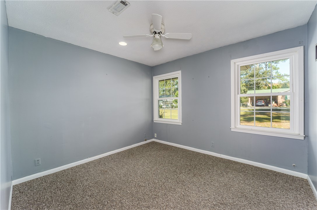 1502 Seminole Trail Waycross, GA 31501 - Photo 20 of 29