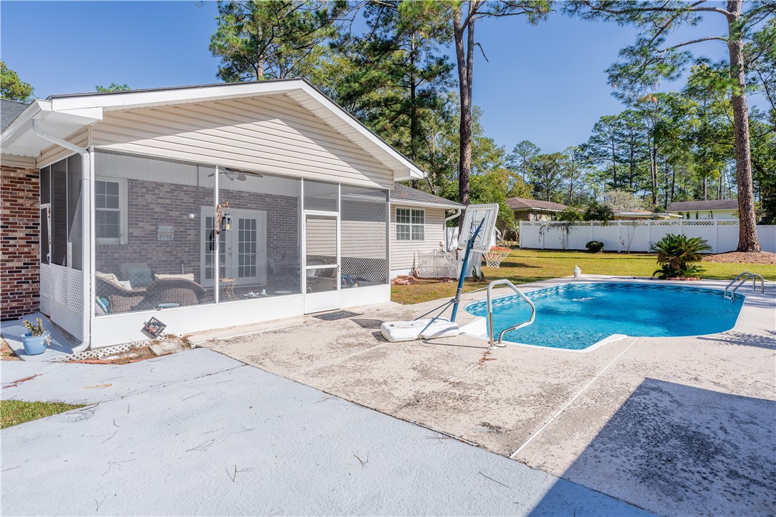 1502 Seminole Trail Waycross, GA 31501 - Photo 26 of 29