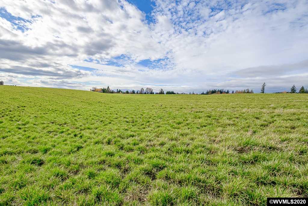31501 Yoder Road Hubbard, OR 97032 - Photo 11 of 36