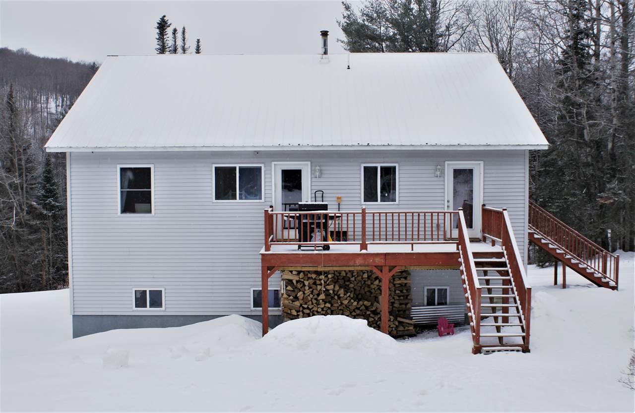 62 Pent Road Chelsea, VT 05038 - Photo 2 of 18
