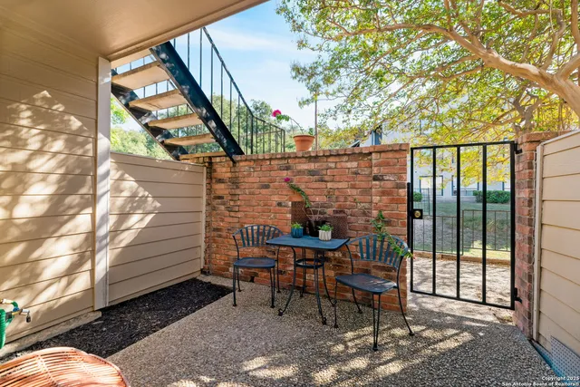 a living room filled with furniture