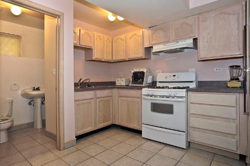 2425 Park Avenue North Riverside, IL 60546 - Photo 10 of 16