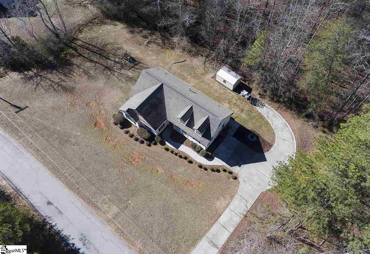 121 Knoxtowne Road Easley, SC 29640 - Photo 5 of 32